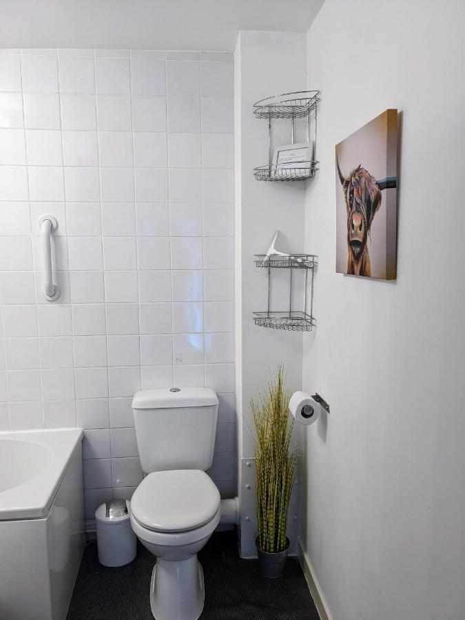 Ailnack Cottage -Cheerful Cottage With Secure Garden And Off Street Parking Sleeps 4 Tomintoul Exterior photo