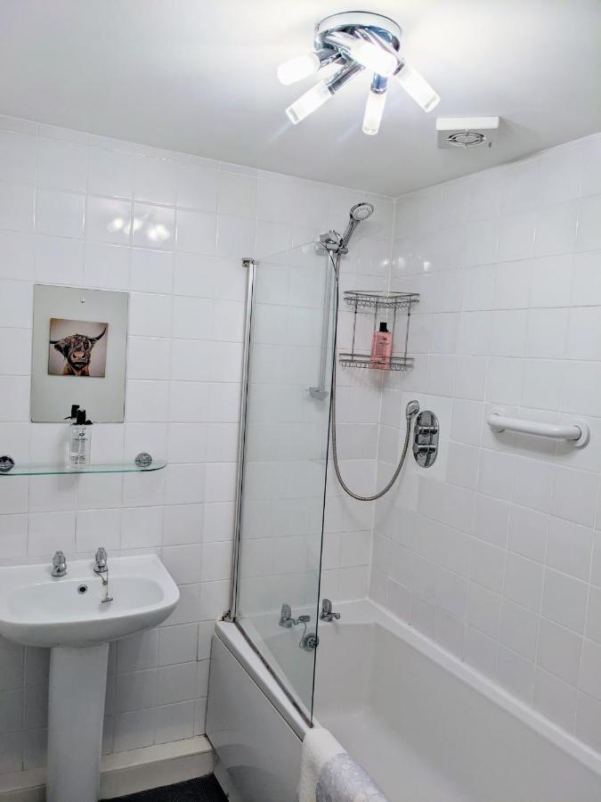Ailnack Cottage -Cheerful Cottage With Secure Garden And Off Street Parking Sleeps 4 Tomintoul Exterior photo
